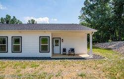 293 Piping Rock Rd, Brandenburg, KY 40108