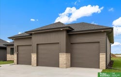 5924 N 208 Street, Elkhorn, NE 68022