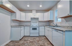 259 20TH AVE, Longview, WA 98632