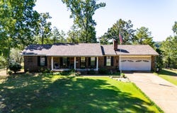 264 SKYLARK Ave, Winfield, AL 35594
