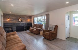4033 HANNA ST, Roseburg, OR 97471