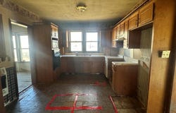 201 Pine Street, Cooter, MO 63829