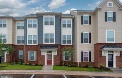 8275 KNIGHT STATION WAY, MANASSAS, VA 20110
