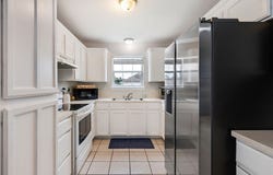 911 Gardenia Street, College Station, TX 77845