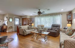 3 PFAUTZ AVENUE, LITITZ, PA 17543