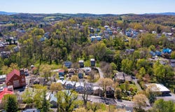 940 W BEVERLEY ST, STAUNTON, VA 24401