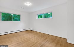 811 E TIMBER BRANCH PARKWAY, ALEXANDRIA, VA 22302