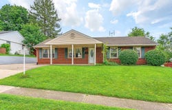 98 Moore Drive, Franklin, OH 45005