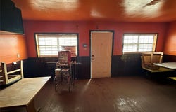1407 Grand Ave, Big Wells, TX 78830