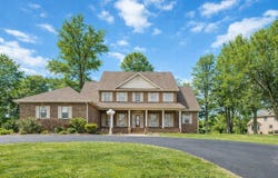 371 Lakeview Drive, Jamestown, KY 42629