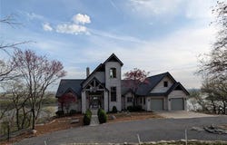 1 River Ridge Rd, Grafton, IL 62037