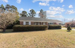 414 York Road, Fayetteville, NC 28303