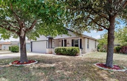 129 Salado DR, Kyle, TX 78640