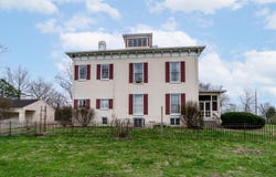 501 E Alquina Road, Connersville, IN 47331-3250