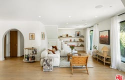3981 Beethoven St, Los Angeles, CA 90066