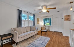 528 OAKLAWN Drive, Metairie, LA 70005