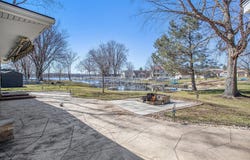 757 Lake Shore Point, Coldwater, MI 49036