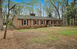 513 W Glendale Street, Siler City, NC 27344