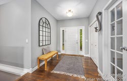 4611 Windcliff Drive NE, Rockford, MI 49341