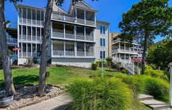 65 Copper Ridge Drive, Lake Ozark, MO 65049
