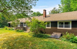 85 Readfield Road, Manchester, ME 04351