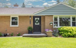 4760 N 149th St, Brookfield, WI 53005