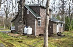 926 Rt 390, Greentown, PA 18426