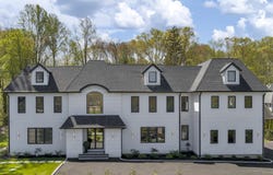 587 Caledonia Road, Dix Hills, NY 11746