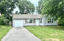614 NE 66TH Terrace, Gladstone, MO 64118