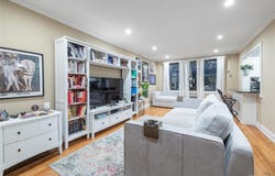 1 Jefferson Avenue, Rockville Centre, NY 11570