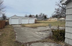 15536 State Street, South Holland, IL 60473
