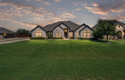 2009 Carlisle Drive, Crowley, TX 76036