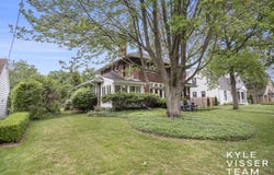 1058 Eastwood Avenue SE, East Grand Rapids, MI 49506