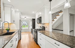 416 Lawrence Avenue, Glen Ellyn, IL 60137
