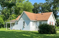 503  S Robb, Robinson, IL 62454