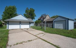 410 State St, Dysart, IA 52224