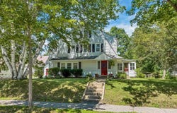 8 Garland Street, Plymouth, NH 03264