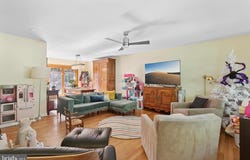 947 OLD YORK ROAD, HIGHTSTOWN, NJ 08520