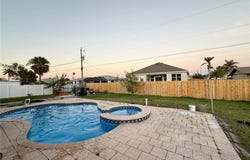 3915 SW 1st Place, Cape Coral, FL 33914