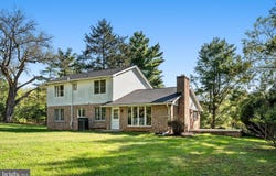 185 SHEPHERD Lane, SHEPHERDSTOWN, WV 25443