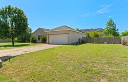 109 Silver Lace LN, Round Rock, TX 78664