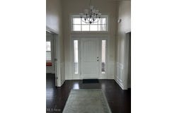 450 Acacia Circle, Lyndhurst, OH 44124