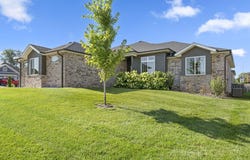 940 E Powers Court, Nixa, MO 65714