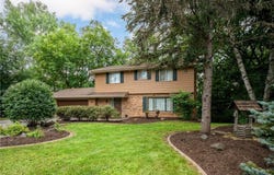 19029 Hanus Circle, Minnetonka, MN 55345