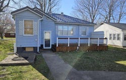 506 S Sparta Street, Steeleville, IL 62288