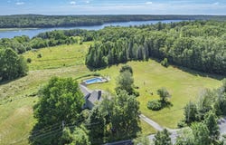 693 Middle Road, Woolwich, ME 04579
