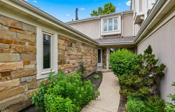 341 Redwing Drive, Deerfield, IL 60015