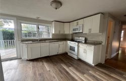 100 kenneth Avenue, Warwick, RI 02889