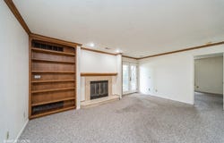 4900 Pleasant Street unit: 16, West Des Moines, IA 50266