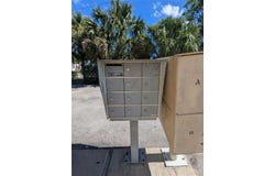830 N CLAKE STREET, DELAND, FL 32724